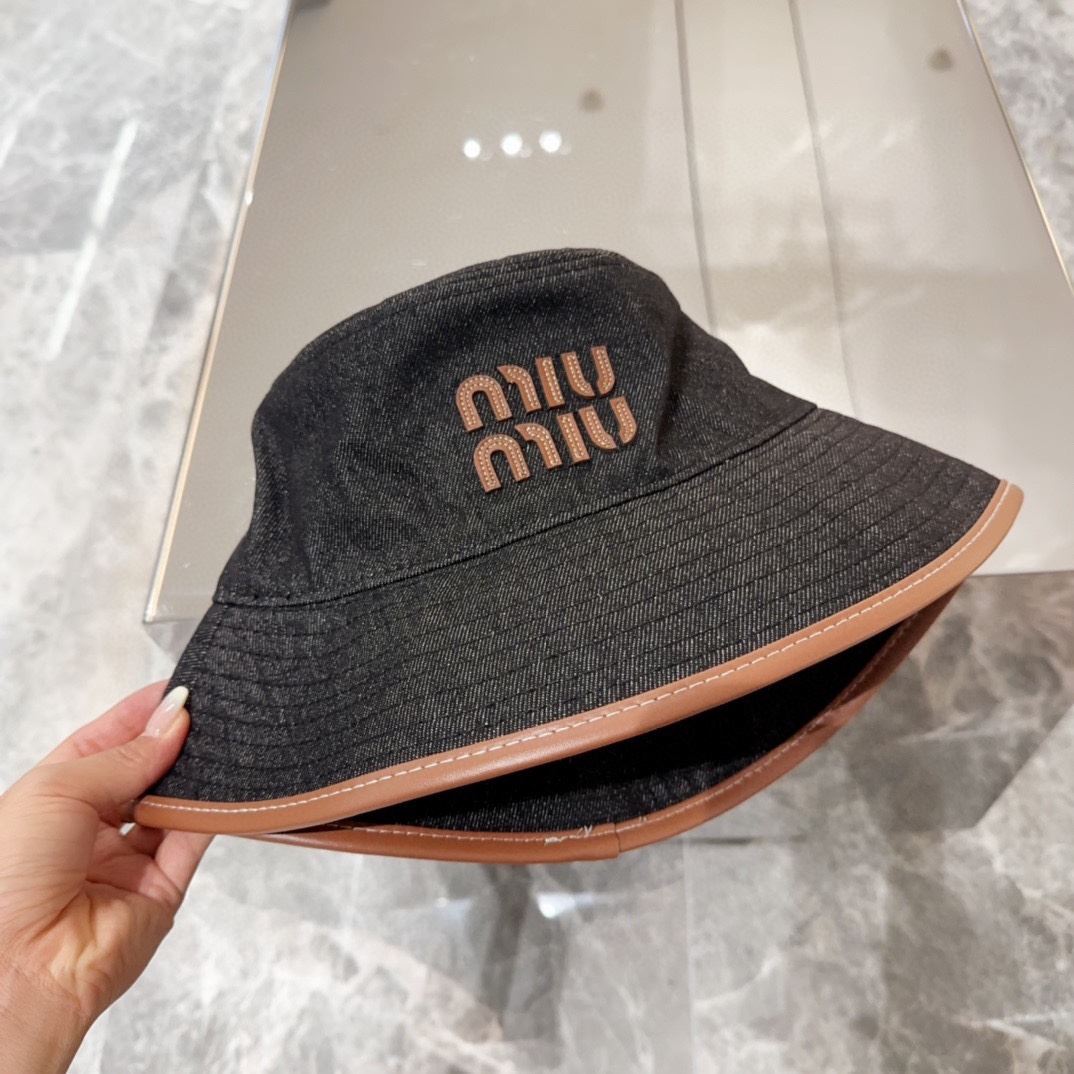 Miu Miu Caps